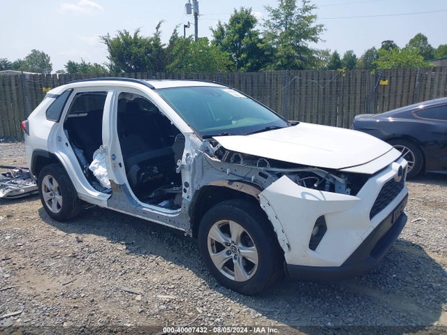 Toyota Rav4 Xle 2019 JTMP1RFVXKD013577 Image 6