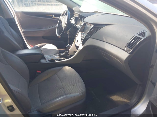 Hyundai SONATA SE 2014 5NPEC4AC2EH819731 Image 5