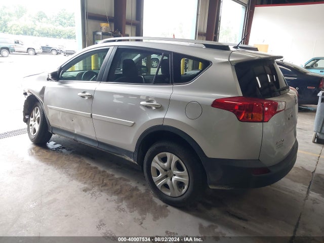 Toyota RAV4 LE 2014 JTMZFREV6EJ018521 Image 3