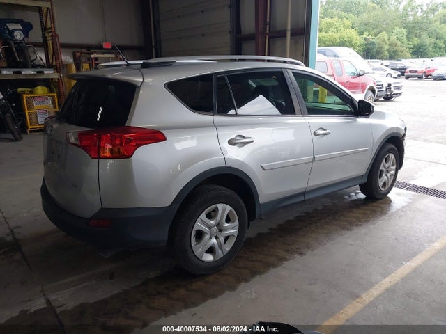Toyota RAV4 LE 2014 JTMZFREV6EJ018521 Image 4