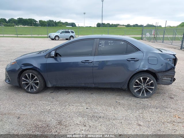 Toyota COROLLA SE 2018 5YFBURHE2JP840743 Image 14