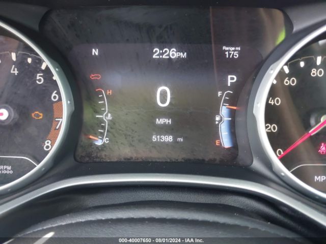 3C4NJCBB7JT468458 Jeep Compass Sun And Wheel Fwd