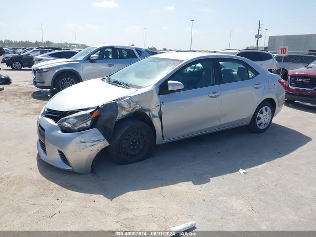 Toyota COROLLA LE 2015 5YFBURHE5FP251614 Image 2