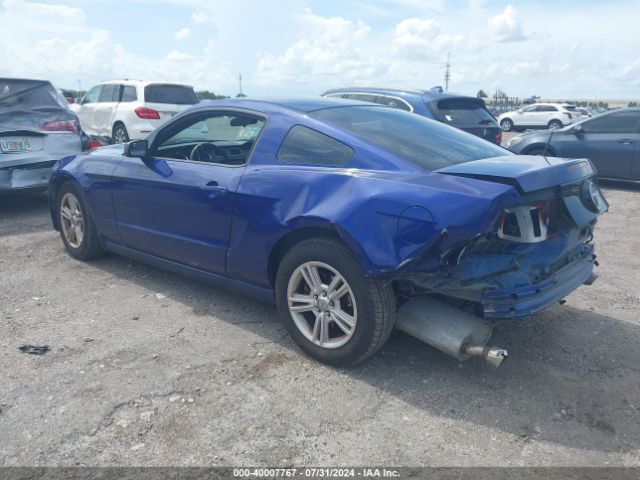 1ZVBP8AM7E5334800 Ford Mustang V6