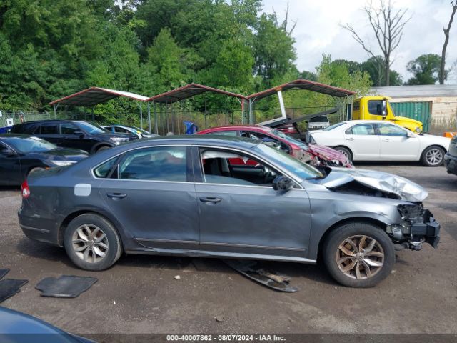 1VWAT7A34GC041640 Volkswagen Passat 1.8t S