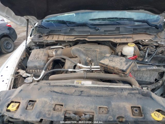1C6RR7LT4JS168961 RAM 1500 Slt
