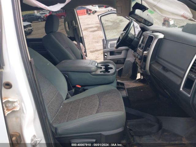 1C6RR7LT4JS168961 RAM 1500 Slt