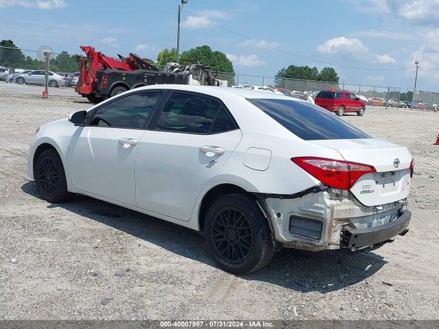 Toyota COROLLA LE 2017 5YFBURHE4HP595678 Image 3