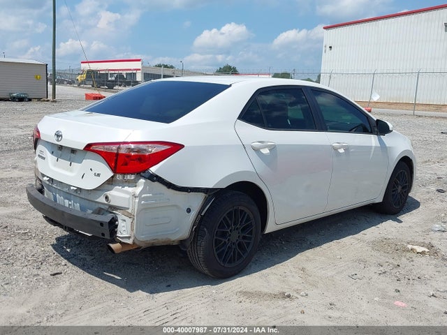 Toyota COROLLA LE 2017 5YFBURHE4HP595678 Image 4