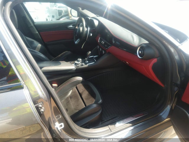 ZARFAEAV5H7544405 Alfa Romeo Giulia Quadrifoglio Rwd
