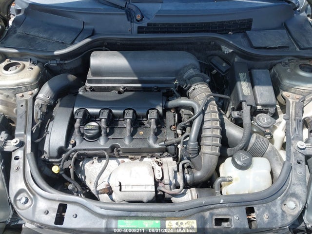 2010 MINI COOPER S CLUBMAN WMWMM3C52ATP75847 Photo 9