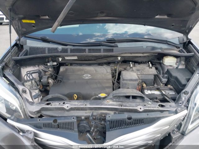5TDYK3DC5FS688022 Toyota Sienna Limited 7 Passenger