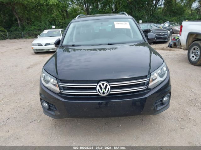 WVGAV7AX1FW590415 Volkswagen Tiguan Sel