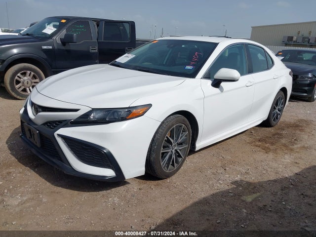 Toyota CAMRY SE 2022 4T1G11AK0NU666448 Image 2