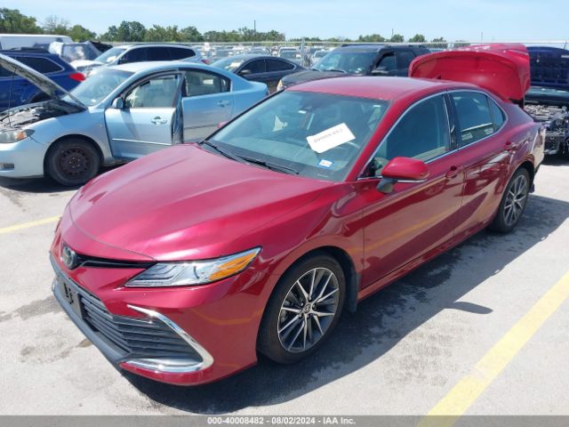 4T1F11AK3NU715606 Toyota CAMRY XLE