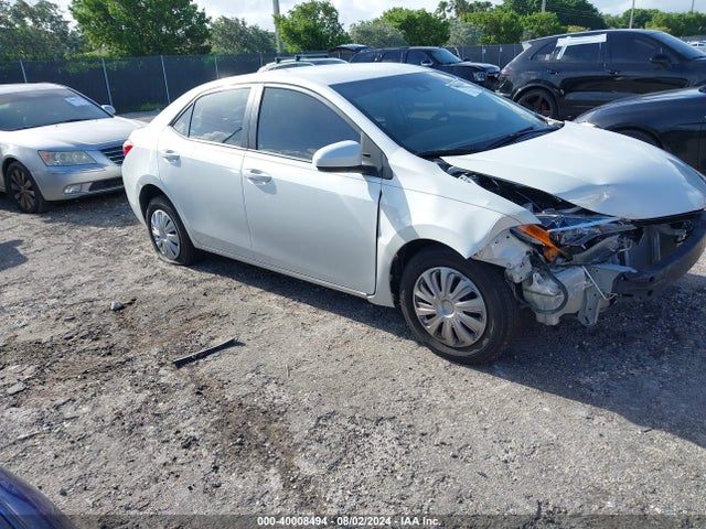 Toyota Corolla Le Eco 2017 5YFBPRHE7HP660028 Image 1