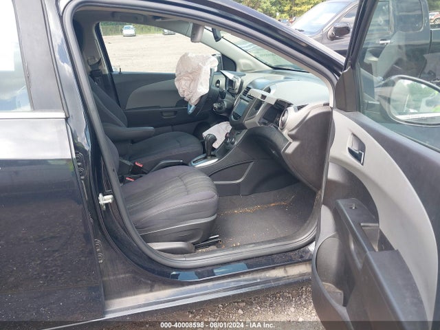 Chevrolet Sonic Lt Auto 2015 1G1JC6SH9F4105440 Image 5