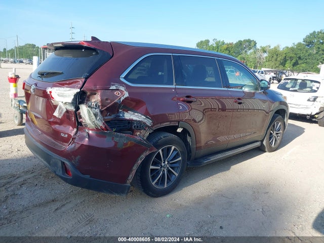 Toyota Highlander Xle 2019 5TDKZRFH4KS348285 Image 4