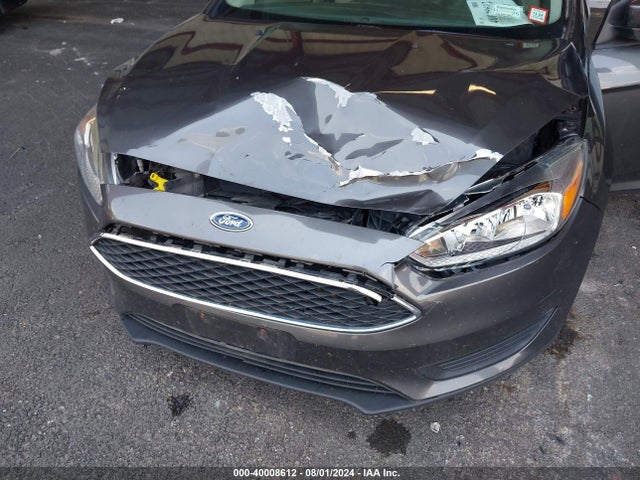 Ford FOCUS SE 2017 1FADP3K24HL247972 Image 6