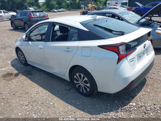 Toyota Prius Le Awd-e 2021 JTDL9MFU4M3023953 Image 3