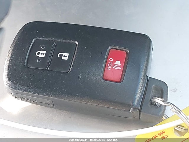 Toyota Prius C Three 2016 JTDKDTB37G1140055 Image 11