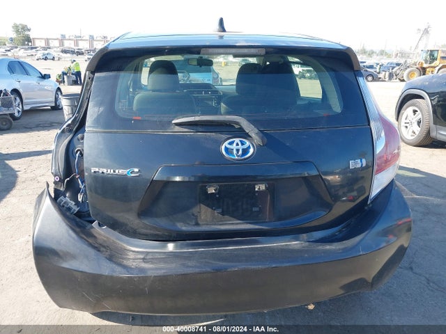 Toyota Prius C Three 2016 JTDKDTB37G1140055 Image 17