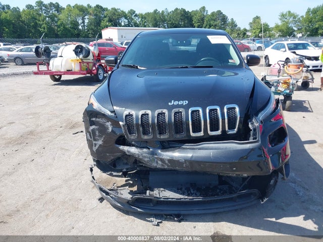 1C4PJLAB2FW597185 Jeep Cherokee Sport