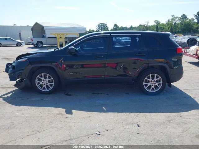 1C4PJLAB2FW597185 Jeep Cherokee Sport