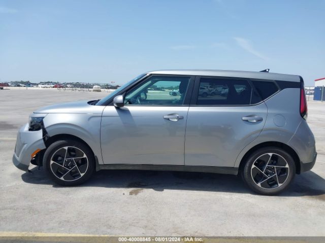 KNDJ33AU3P7872821 KIA SOUL EX