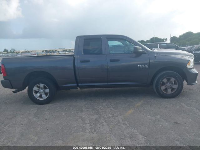 1C6RR7FG1JS342788 RAM 1500 Express Quad Cab 4x4 6'4 Box