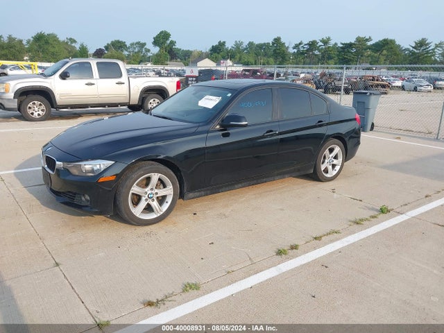 2013 Bmw 328i Xdrive მანქანა იყიდება აუქციონზე, vin: WBA3B3C56DF538671, აუქციონის ნომერი: 40008931
