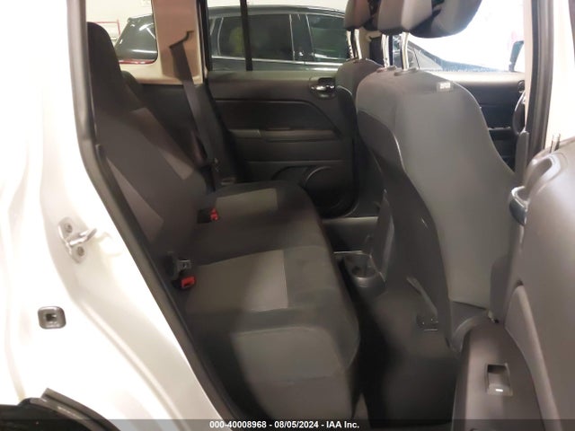 1C4NJRFB0FD417538 Jeep Patriot Latitude