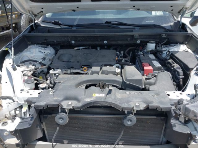 2T3P1RFV8NW298416 Toyota Rav4 Xle