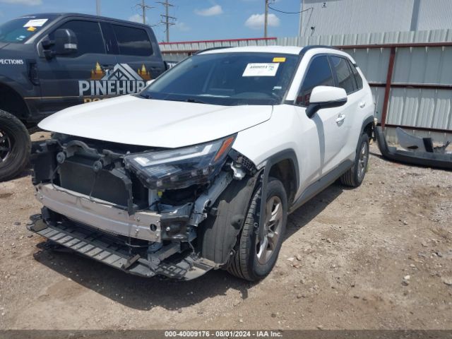 2T3P1RFV8NW298416 Toyota Rav4 Xle