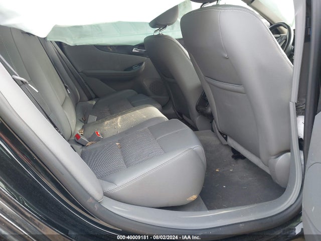Chevrolet IMPALA 1LT 2017 2G1105SA4H9176387 Image 8