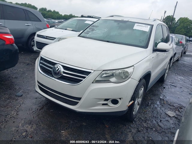 Продаж на аукціоні авто 2010 Volkswagen Tiguan Wolfsburg Edition, vin: WVGAV7AX8AW523920, номер лоту: 40009243
