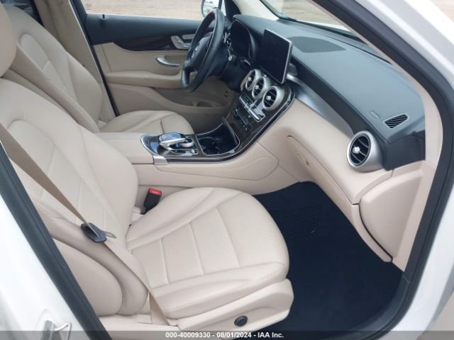 WDC0G4JB4GF011541 Mercedes-Benz GLC 300