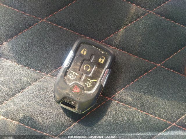 1GNSKCKC3KR183976 Chevrolet Tahoe Premier