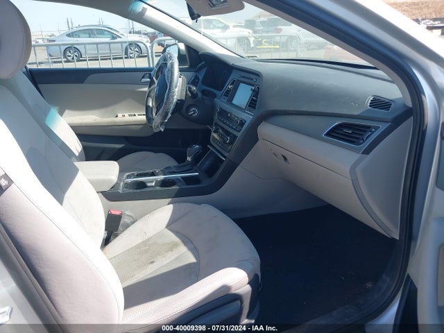 Hyundai SONATA SE 2016 5NPE24AF9GH332901 Image 5
