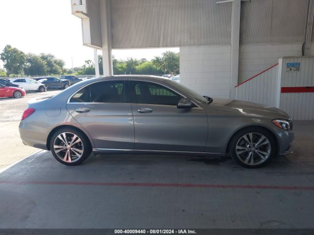 55SWF4JB5FU073793 Mercedes-Benz C 300 Luxury/sport
