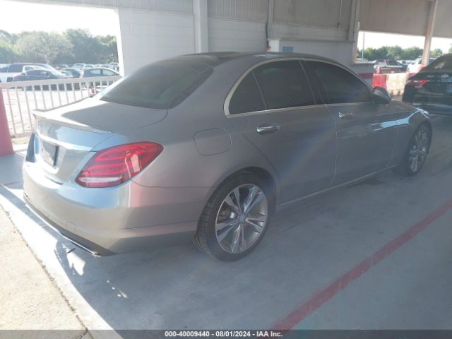 55SWF4JB5FU073793 Mercedes-Benz C 300 Luxury/sport