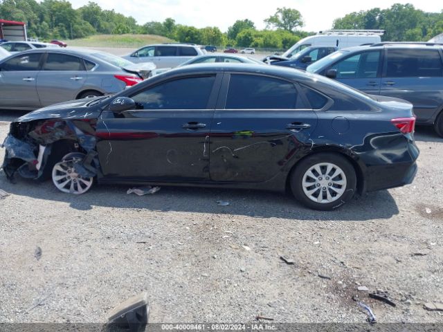 3KPF24AD9NE431531 KIA FORTE FE