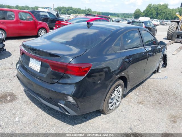 3KPF24AD9NE431531 KIA FORTE FE