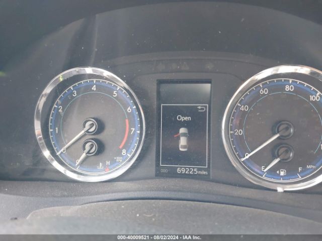 2T1BURHE4HC787201 Toyota COROLLA SE