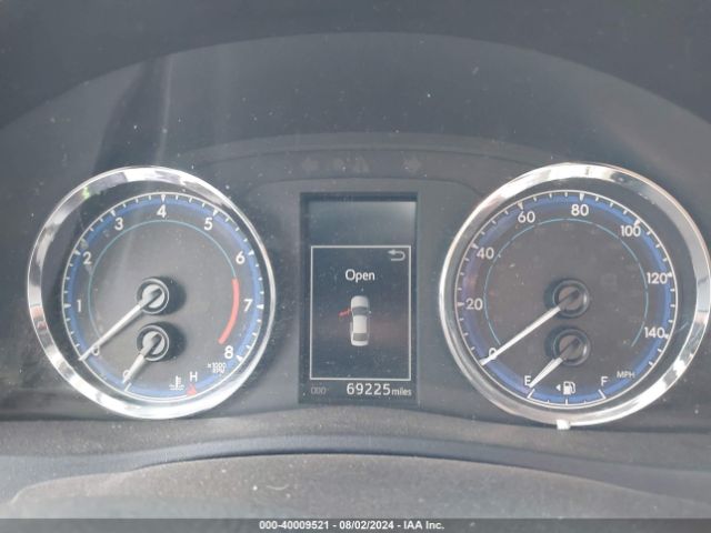2T1BURHE4HC787201 Toyota COROLLA SE