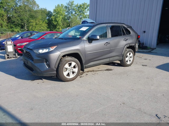Toyota Rav4 Xle 2020 2T3P1RFVXLW132170 Image 2