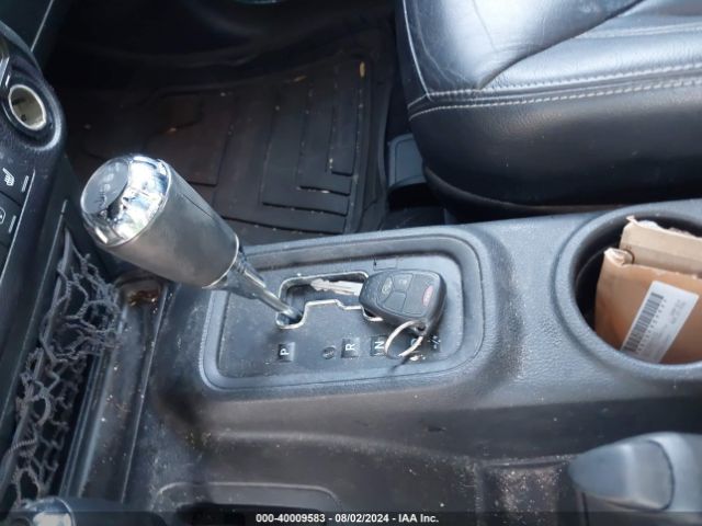 1C4GJWBG4FL528317 Jeep Wrangler Sahara