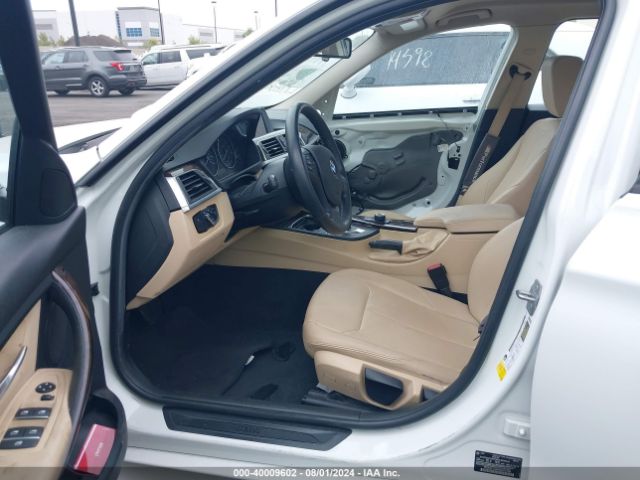 WBA8E1G54HNU12784 BMW 320i