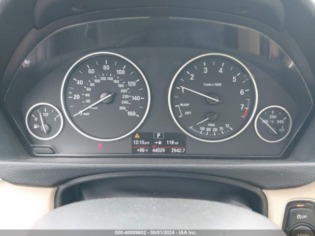 WBA8E1G54HNU12784 BMW 320i