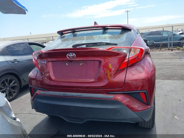 Toyota C-HR XLE 2018 NMTKHMBX2JR035865 Image 16